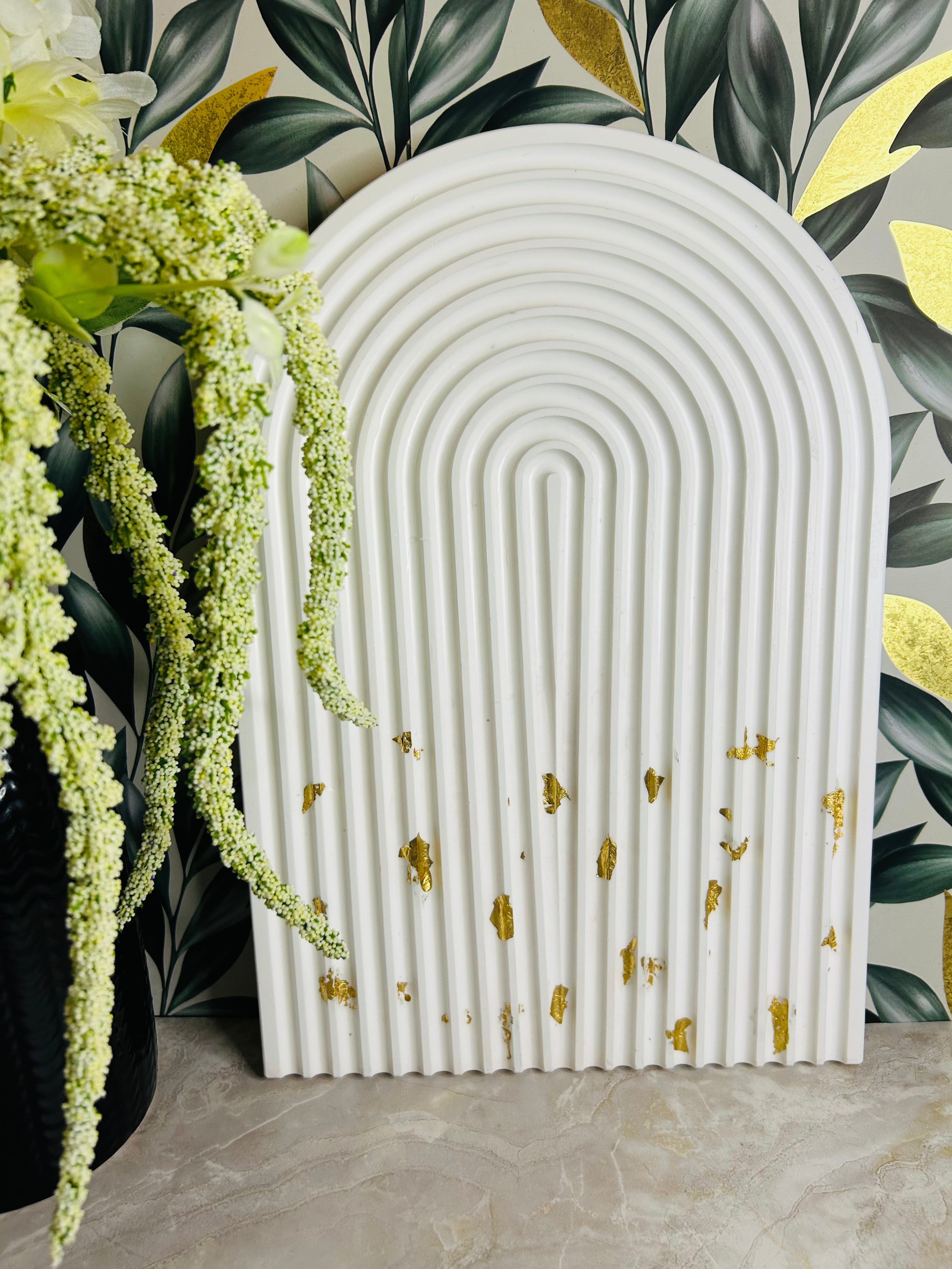 The Keshet Tray